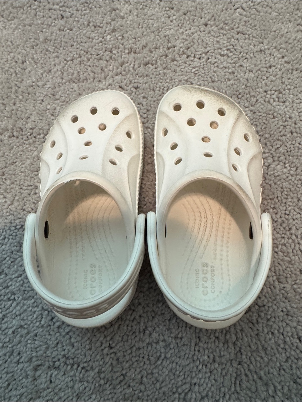 CROCS Kids White Vented Clogs with Heel Strap - C7